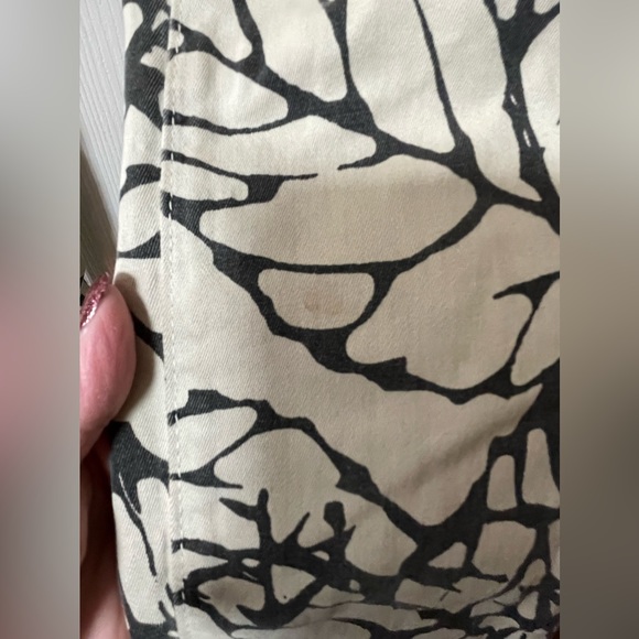 PAIGE Denim Taupe Gray Print 5 Pocket SKYLINE SKINNY Jeans Womens Size 27 - Picture 9 of 13